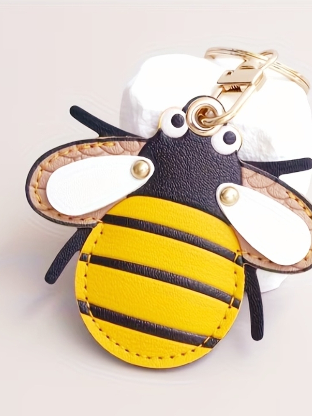 Bumble Bee Keychain Bag Charm - Picture 2 of 4